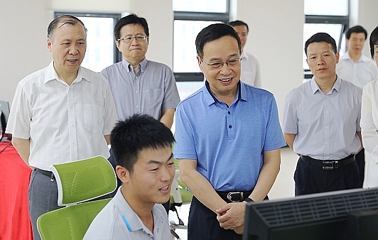 ꐳ�Ӣ������ƹ��_չ���}�{�ж����䌍ȫ��������I�h�Ľ��O�������h